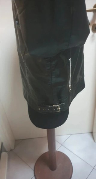 Giubbottino vera pelle nero tg.M italiana.