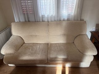 Sofá de Tela Beige