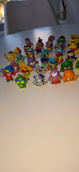 Colección 39 Figuras Superzings.