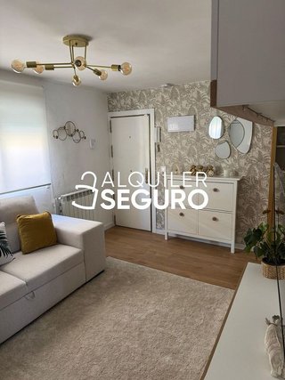 Piso en alquiler en Puerta del Ángel en Madrid