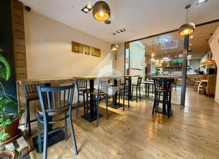 Local comercial en alquiler en Ensanche en Coruña (A)