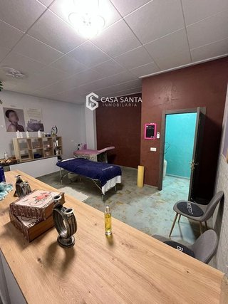 Local comercial en venta en Caudete
