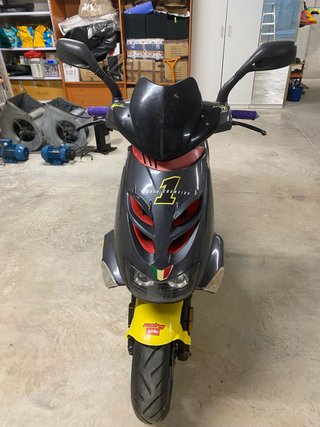 Aprilia SR 50 2T - Revisada y con extras
