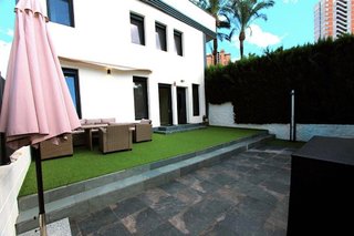 Casa pareada en alquiler en Playa de Poniente en Benidorm