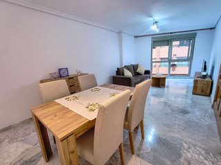 Piso en alquiler en Ensanche - Diputación en Alicante