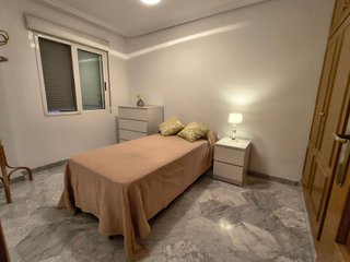 Piso en alquiler en Ensanche - Diputación en Alicante