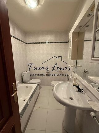 Piso en alquiler en Zas