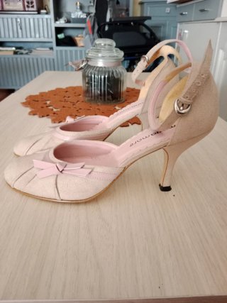 Zapatos Mariamare Beige