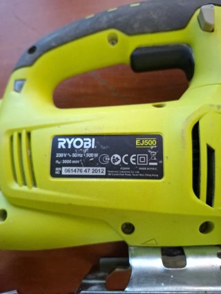 RYOBI SIERRA CALADORA EJ 500