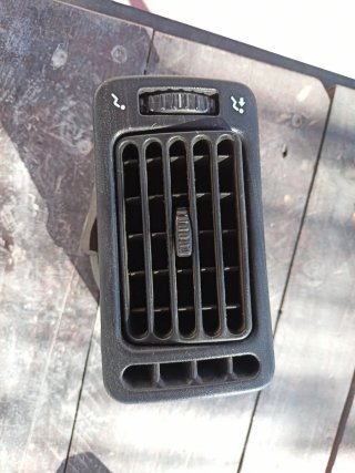 Tobera de ventilación Renault 19