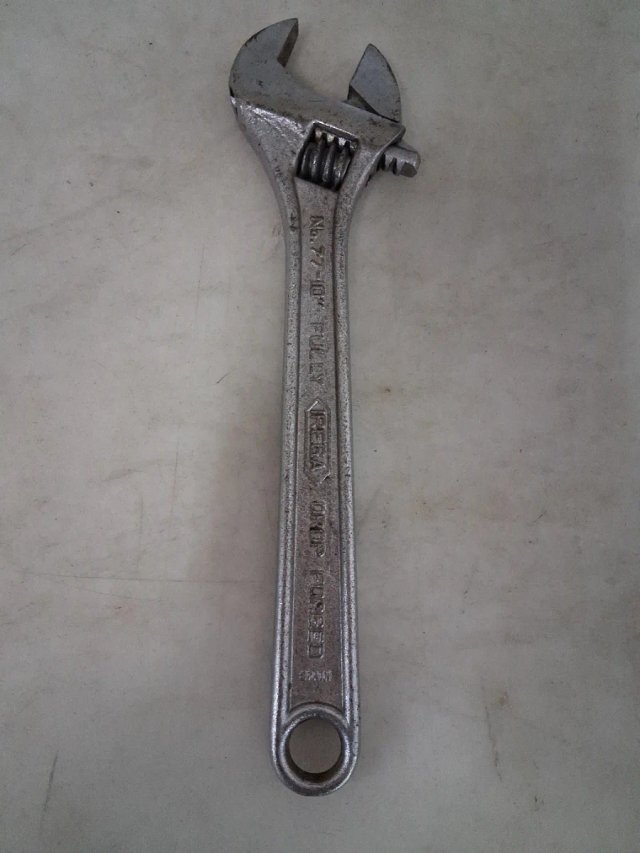 Llave inglesa IREGA 10 pulgadas