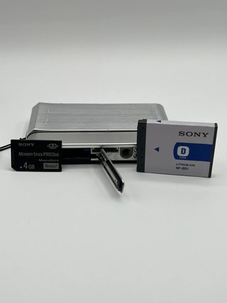 Sony dsc t900
