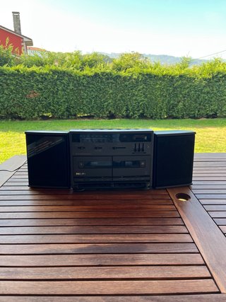 Radio Philips AW7791 con altavoces