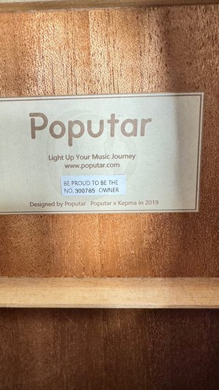 Guitarra Smart Poputar x Kepma con LED y bluetooth