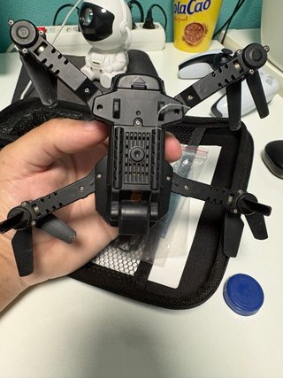 Mini dron con cámara que funciona muy bien