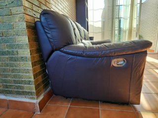 Sofá Reclinable de Tres Plazas Negro