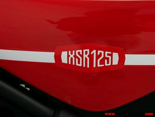YAMAHA XSR 125 -APTA B Y A1-