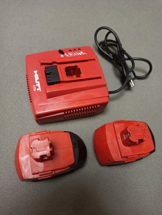 Cargador y 2 Baterías Hilti