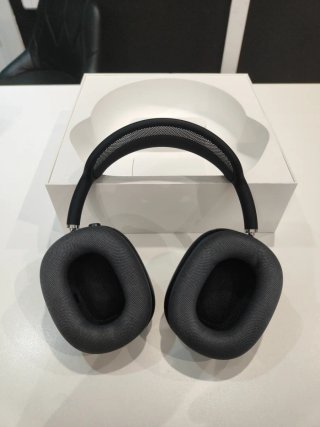 Apple AirPods Max 2