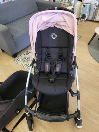 Carrito Bugaboo Bee 3 con Capazo