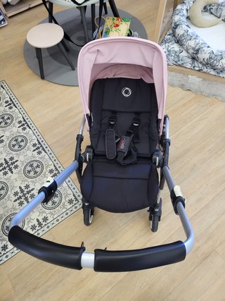 Carrito Bugaboo Bee 3 con Capazo