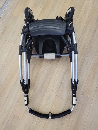 Carrito Bugaboo Bee 3 con Capazo