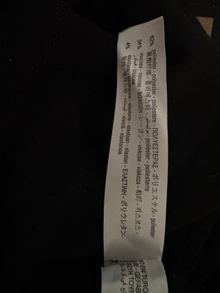 Falda pantalón corta negra Bershka