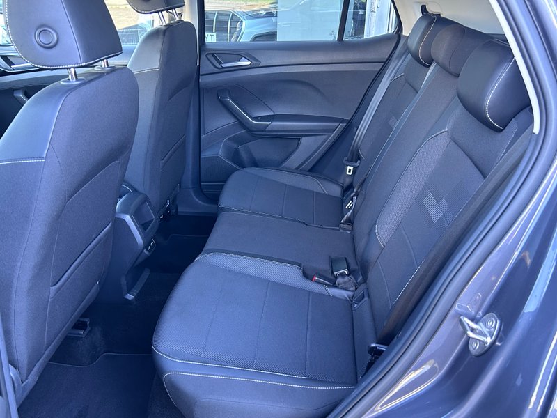 Volkswagen T-Cross 2023, foto 10