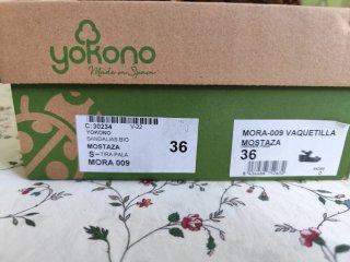 Sin estrenar!!! Sandalias Yokono mostaza con cuña