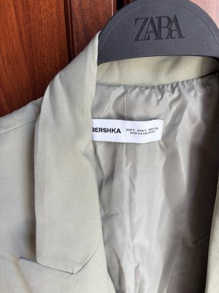 Blazer Bershka Beige Talla S