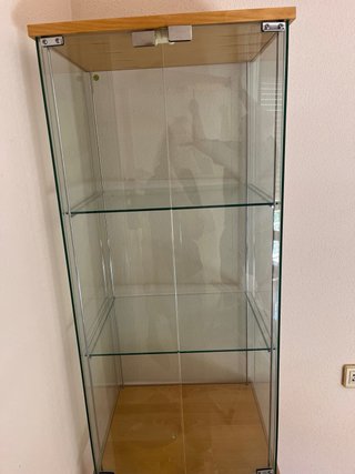 Vitrina Ikea de Cristal y Madera