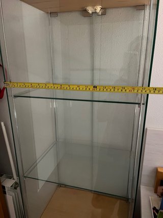 Vitrina Ikea de Cristal y Madera