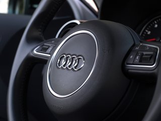 AUDI A1 SPORTBACK S-LINE 1.6 116CV COMO NUEVO !!!