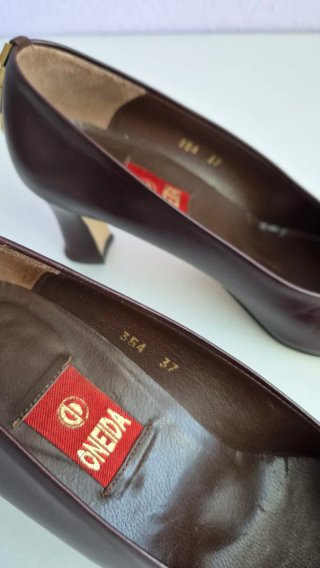 Zapatos de salón marrones ONEIDA talla 37