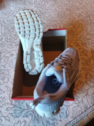 Nike Vomero 5 GS Talla 38.5