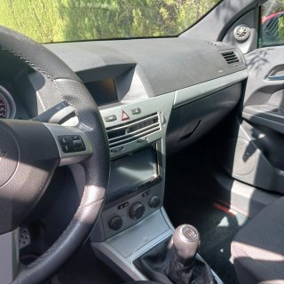 Opel Astra Gtc 2008