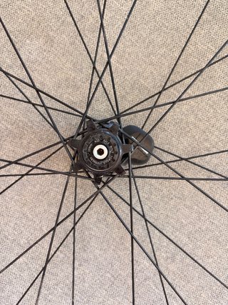 Horquilla Lefty 110mm con rueda carbono
