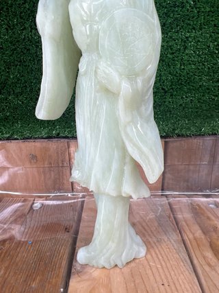 Statua Geisha in Giada Portafortuna