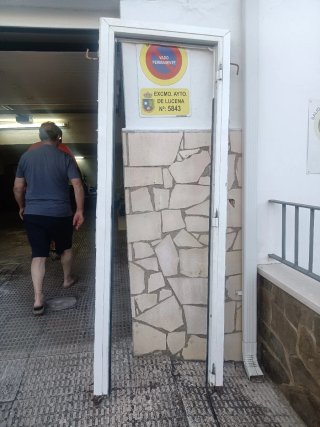 Dos puertas aluminio blanco