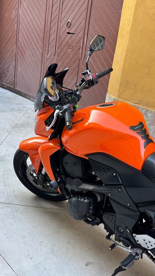 Kawasaki Z750 Naranja