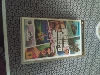 Console Sony PSP nera con custodia e giochi