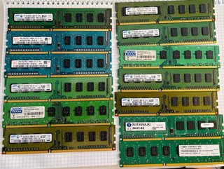 Lote de 12 Módulos de Memoria RAM DDR3