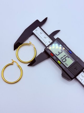 PENDIENTES DE ARO LISO 18K 9,44gr