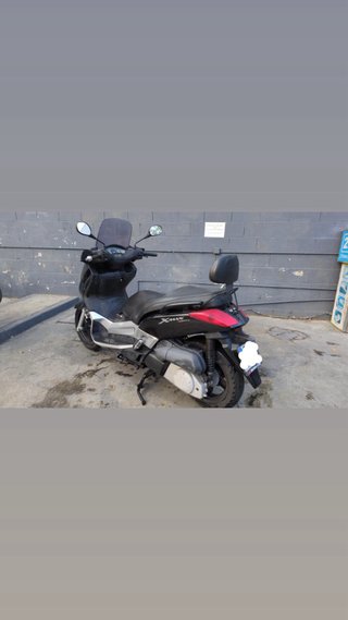 Yamaha Xmax 250i Negra