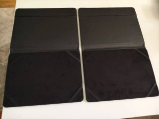 2 Fundas para Tablet Negras.