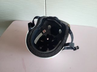 Casco Coconut niña estrellas talla S