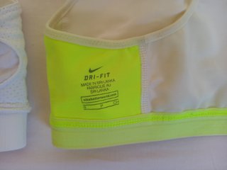 Lote 4 Tops Deportivos Nike Talla S