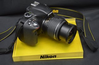 Nikon D3300 1.765 Disparos - Como Nueva + Caja +