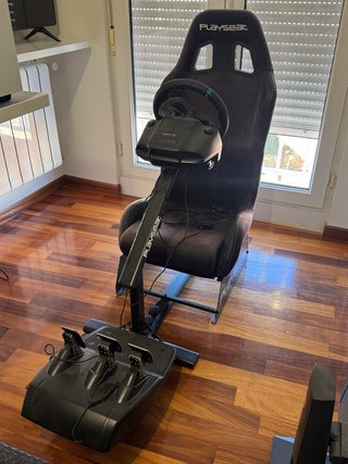 Volante Logitech G29 y Pedales con Playseat