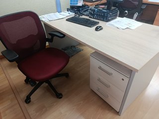 Muebles oficina - Mesa y cajonera
